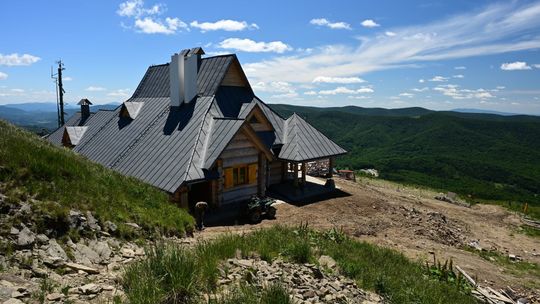 Nowa Chatka Puchatka na Połoninie Wetlińskiej będzie otwarta już w sierpniu