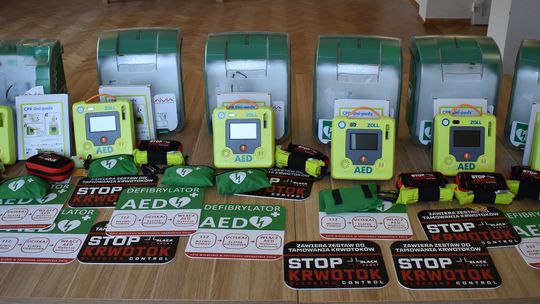 Nowe defibrylatory AED w Gminie Wojaszówka