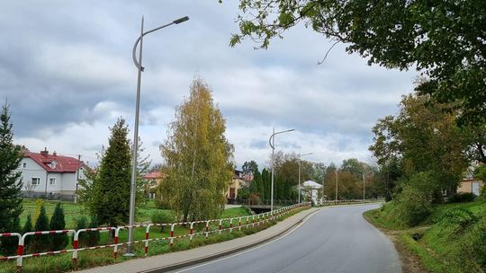 Nowe oświetlenie drogi prowadzącej do Iwonicza-Zdroju. Jest jaśniej i bezpieczniej
