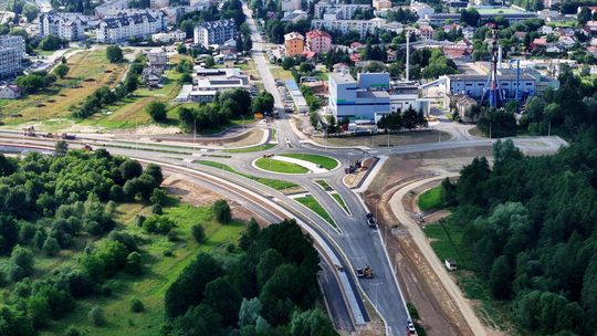 Nowe rondo na ul. Sikorskiego w Krośnie ma być wkrótce otwarte. Kierowców czekają zmiany