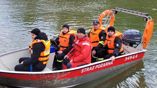 Nowe uprawnienia dla druhów z OSP Sieniawa dzięki wsparciu Fundacji ORLEN