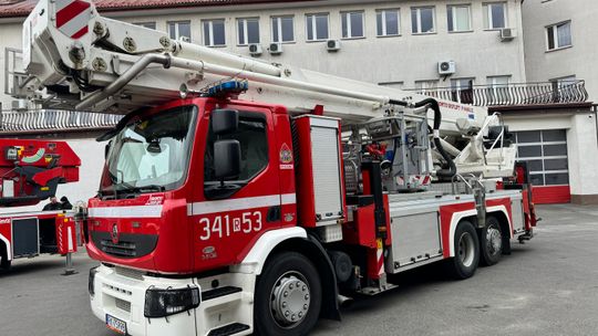 Nowość u krośnieńskich strażaków. 42-metrowy podnośnik zastąpi 30-metrowy