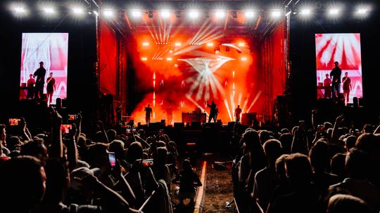 O.S.T.R., Kabe, Tymek i Gibbs wystąpili w Krośnie. Muzyczny finał Speedland Festival [ZDJĘCIA]