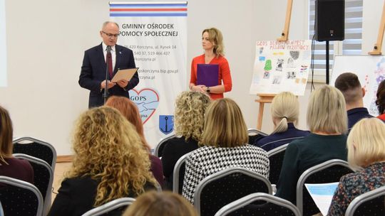 O tym, jak chronić najmłodszych rozmawiano w Komborni