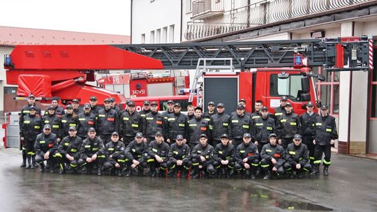 Ochotnicy przeszkoleni na strażaków - ratowników