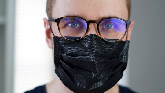 ? Od 1 marca zniesione większość obostrzeń epidemicznych. Zostają maseczki