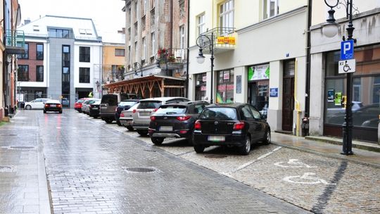 Od piątku parkowanie na całym obszarze staromiejskim będzie płatne