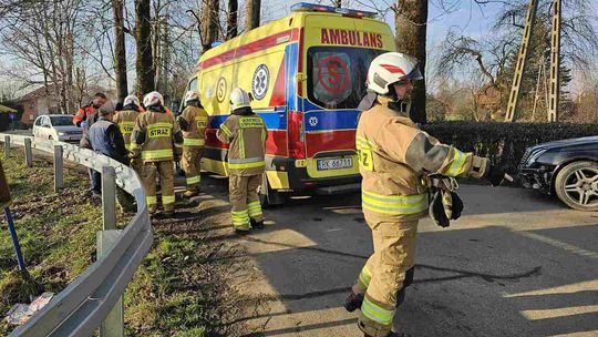 Odrzykoń. Zderzenie osobówki z motocyklem