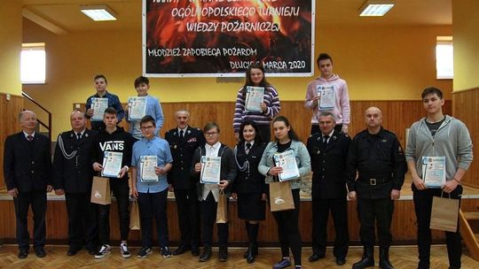 Ogólnopolski Turniej Wiedzy Pożarniczej. W Długiem rywalizowali uczniowie gminy Jedlicze
