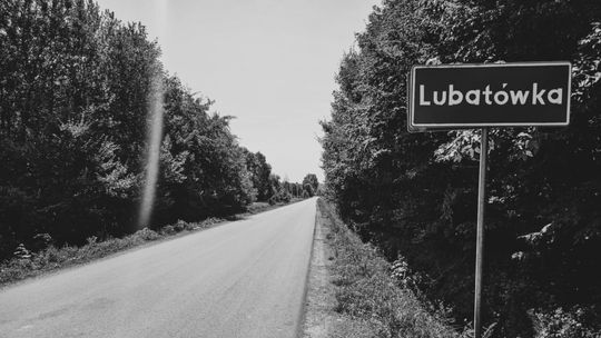 Ojciec śmiertelnie ugodził nożem syna. Rodzinna tragedia w Lubatówce