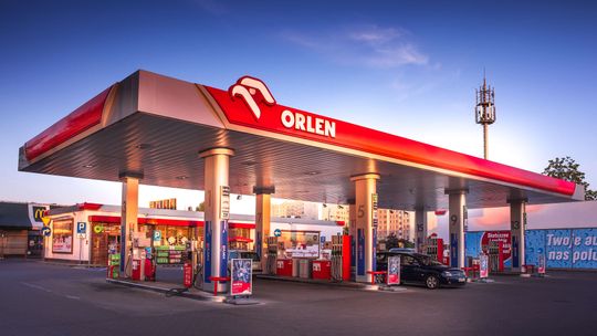 ORLEN: Niższe ceny paliw i zwiększenie produkcji płynu do dezynfekcji