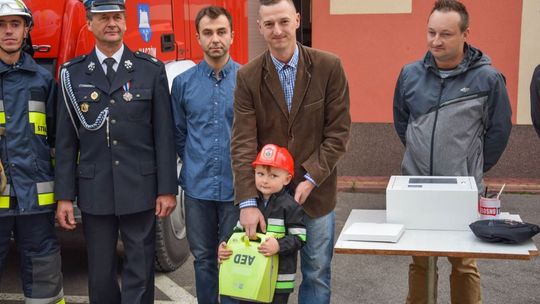 OSP Haczów ma na wyposażeniu defibrylator (AED)