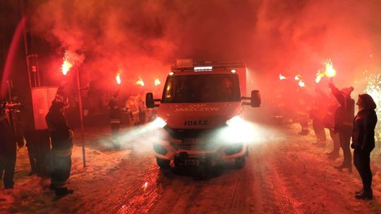 OSP KSRG Jaszczew z nowym lekkim samochodem ratowniczo-gaśniczym