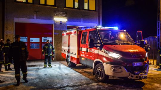 OSP Lubatowa: Strażacy powitali nowy samochód ratowniczo-gaśniczy