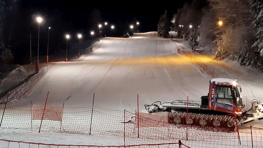 Otwarcie sezonu na stoku narciarskim w Czarnorzekach!