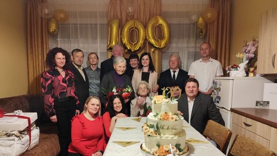 Pani Jadwiga Prugar z Klimkówki świętowała 100-tne urodziny