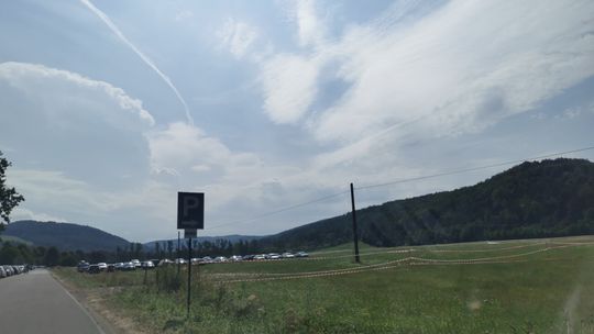 Parking dla miłośników Rudawki Rymanowskiej. Problem z przejazdem zniknie?