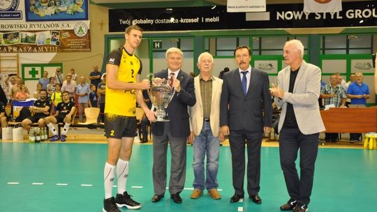 PGE Skra Bełchatów z Pucharem Prezydenta Miasta Krosna