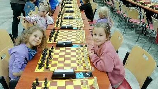 Pięcioletnia Zuzanna Zięba mistrzynią Polski. Znakomity sezon młodej szachistki