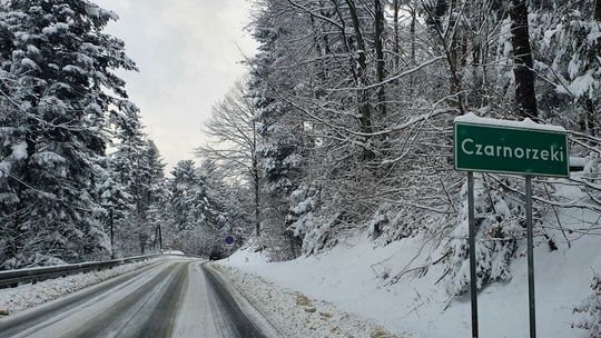 Piękna zima w Czarnorzekach. Gotowe są trasy biegowe