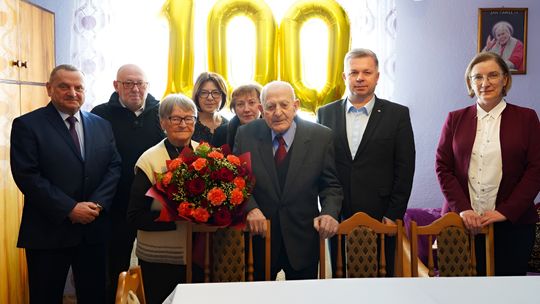 Piękny jubileusz w Dobieszynie. Pan Rudolf Fal świętował setne urodziny