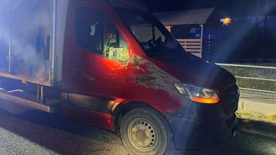 Pieszy był na środku jezdni. Został potrącony