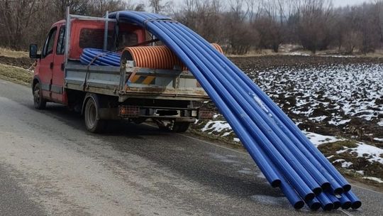 Pijany i ze źle zabezpieczonym ładunkiem. 64-latek odpowie przed sądem