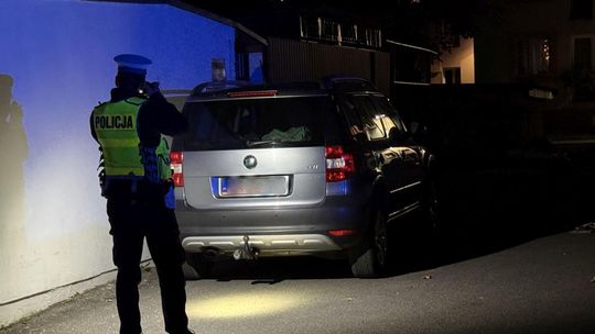 Pijany kierowca opla uszkodził dwa auta w Krośnie. Miał 2 promile alkoholu