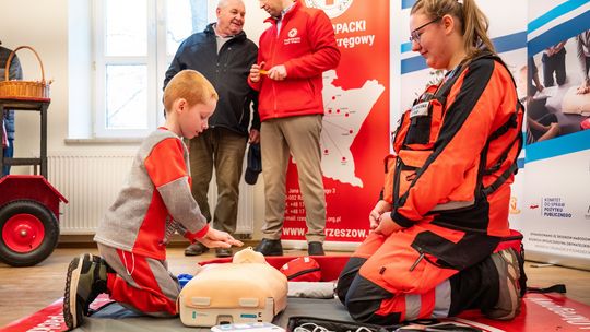 Piknik bezpieczeństwa w Ustrobnej – wiedza, praktyka i profilaktyka Piknik bezpieczeństwa w Ustrobnej – wiedza, praktyka i profilaktyka