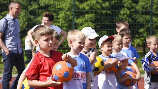 Piłkarski Dzień Dziecka na Hali Krosno