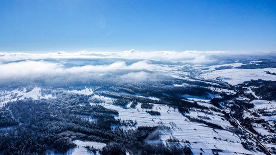 Po prawie bezchmurnym dniu czeka nas mroźna noc. Lokalnie nawet -20°C [AKTUALIZACJA]