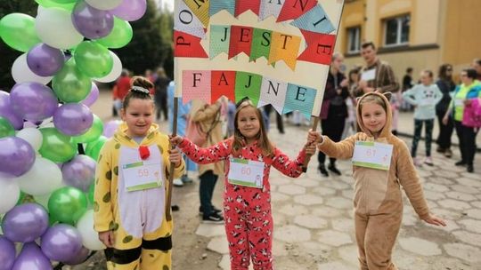 Pobiegną w piżamach przez Ustrobną. Chcą pomóc dzieciom z chorobami nowotworowymi