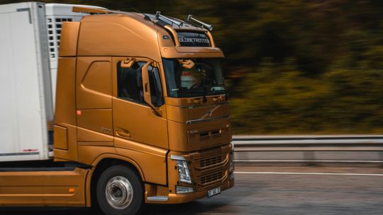 Pobieranie plików DDD – jakie obowiązki w tym zakresie mają firmy transportowe?