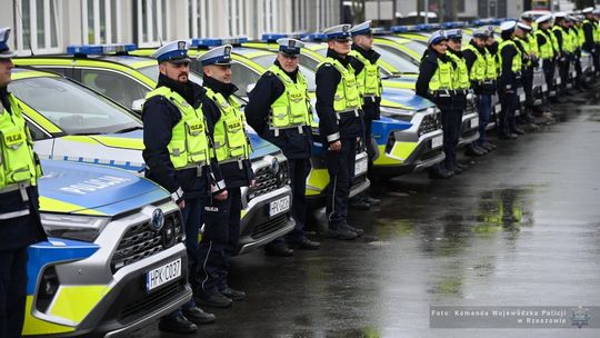 Podkarpacka Policja z nowymi radiowozami