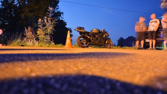 PODNIEBYLE: Ranny motocyklista trafił do szpitala