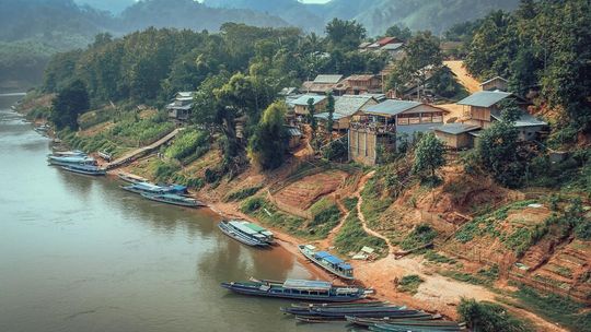 Podróż w trzech rytmach. Kambodża, Laos i Singapur poza utartym schematem