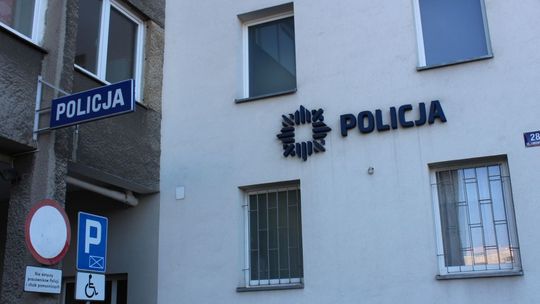 Policjanci apelują! Powiadamiając o zdarzeniu nie zawsze musisz to robić osobiście w jednostce policji