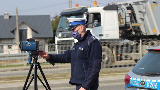 Policjanci prowadzili akcję "Prędkość". Skontrolowali 116 pojazdów
