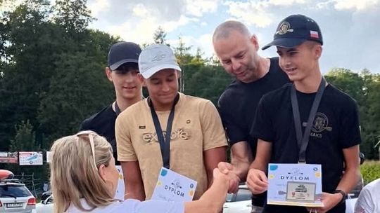Policjant z Krosna najlepszy. Podkom. Arkadiusz Pałys wygrał ogólnopolski spływ kajakowy