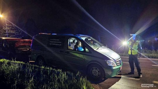 Policyjna interwencja w Rogach: nieprawidłowe holowanie na DK19