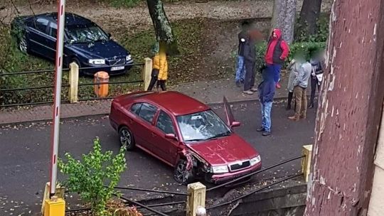 Policyjne interwencje. Agresywny kierowca BMW i pijany kierowca Skody