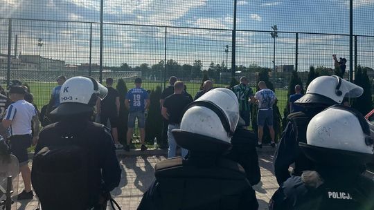 Policyjne zabezpieczenie meczu Czarni Jasło – Karpaty Krosno