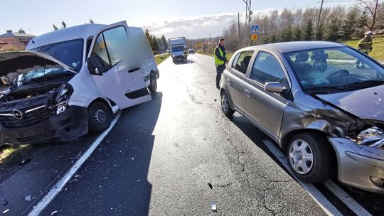 ? Potok/DK28. Dziecko ranne w zderzeniu toyoty i dostawczego busa