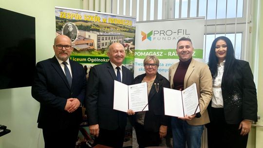 Powiat Krośnieński wzmacnia system wsparcia dzieci i młodzieży Powiat Krośnieński wzmacnia system wsparcia dzieci i młodzieży