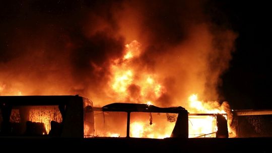 Pożar autobusów na prywatnej zajezdni w Krośnie
