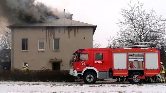 ? Pożar budynku mieszkalnego w Pustynach