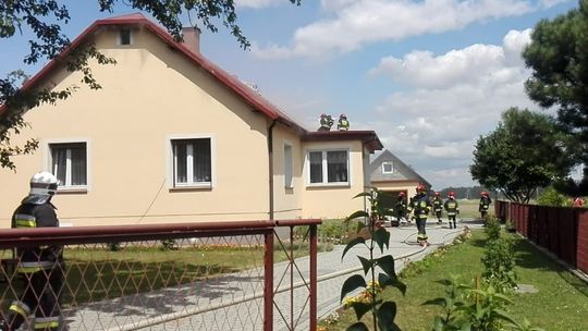 Pożar budynku w Klimkówce. Kilkudziesięciu strażaków w akcji