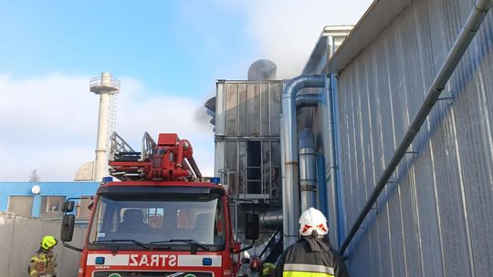 Pożar jednej z instalacji w hali produkcyjnej w Czudcu