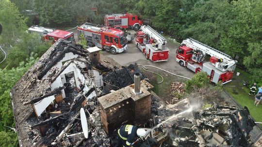 Pożar pensjonatu w Bieszczadach. Strażacy podsumowali akcję gaśniczą