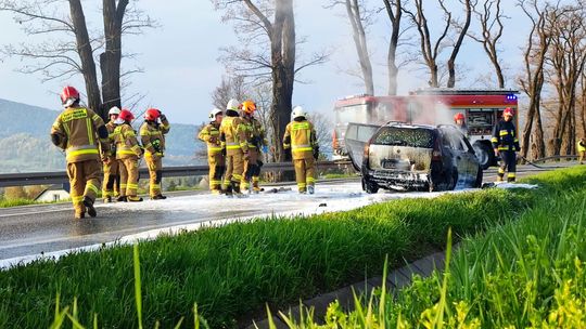 ? Pożar samochodu w Zboiskach na DK19
